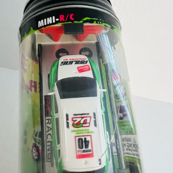 Mini Racer Tracer Remote Control Car - Picture 5 of 6